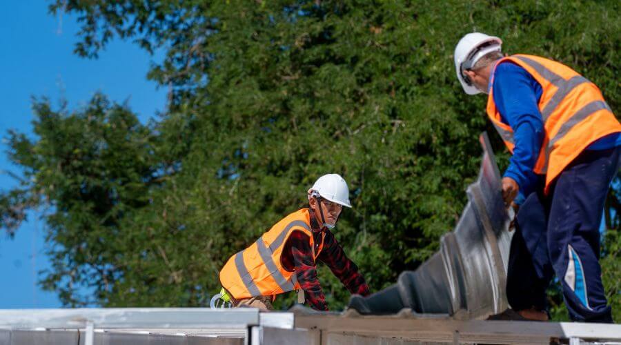 Professional gutter cleaning in Anna, OH
